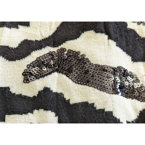 Forever 21 sequins long sleeve sweater Sz M - Picture 16 of 16